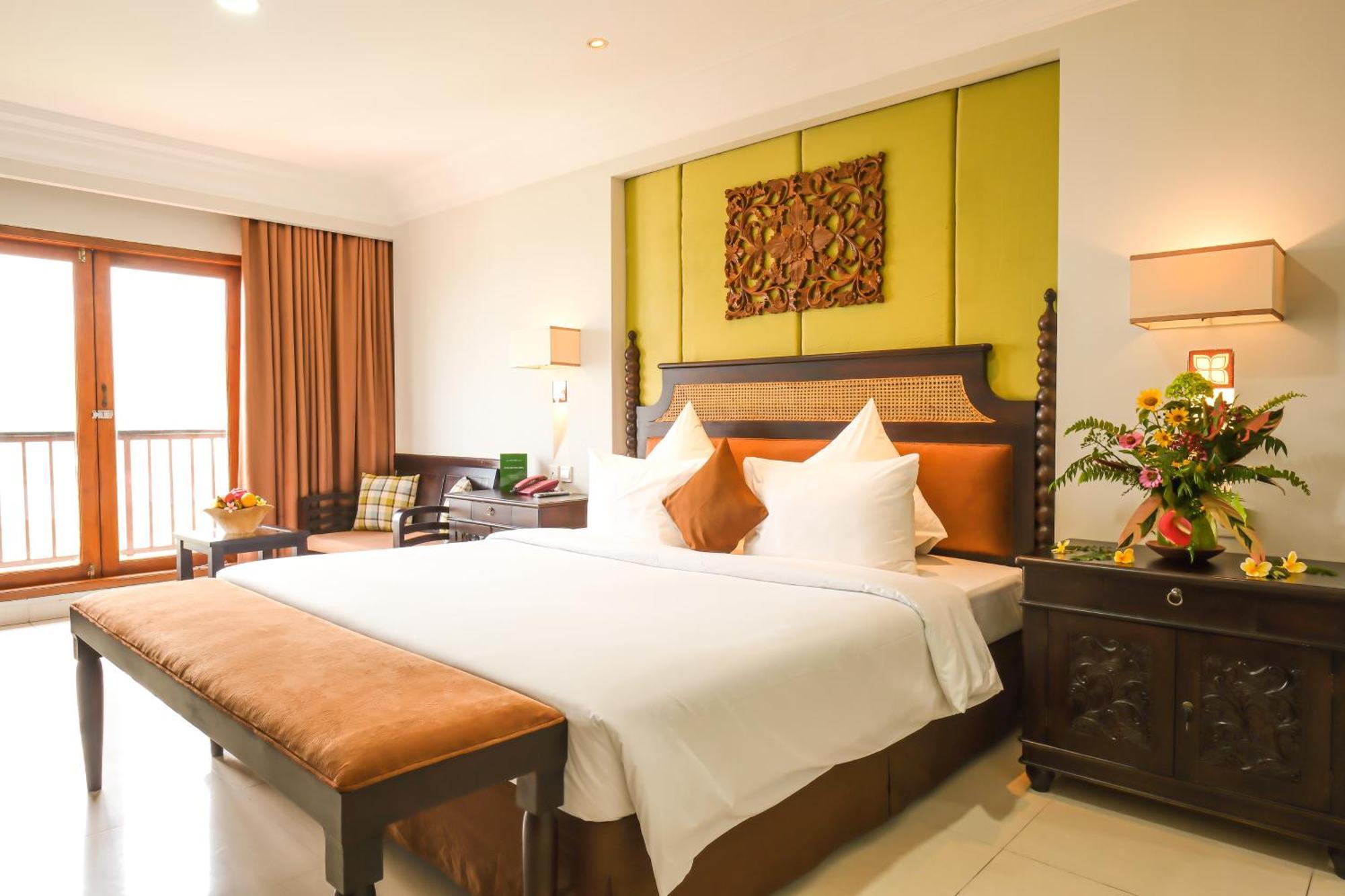 Junior Suite with City View