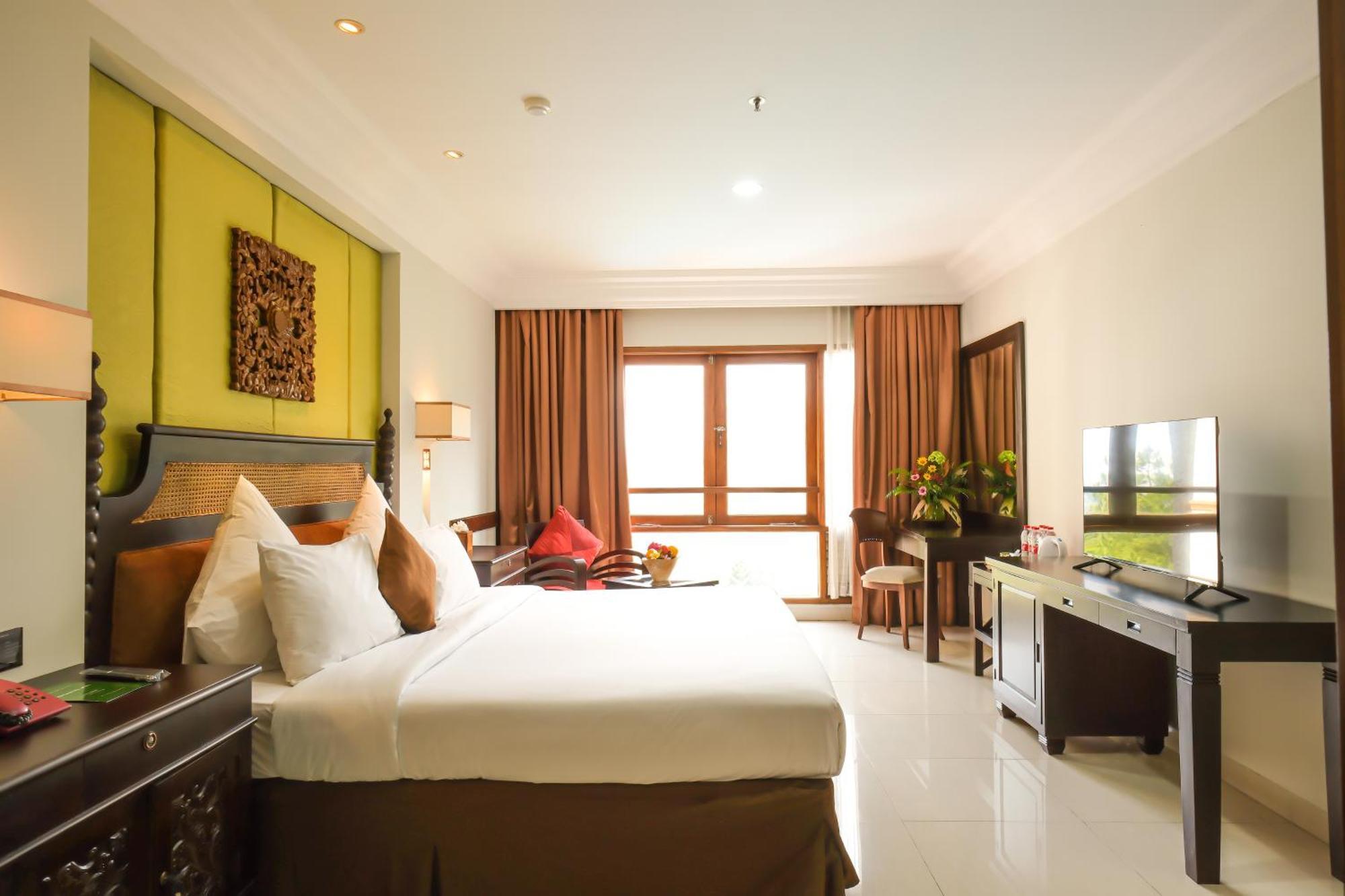 Junior Suite with Mountain View - No Balcony