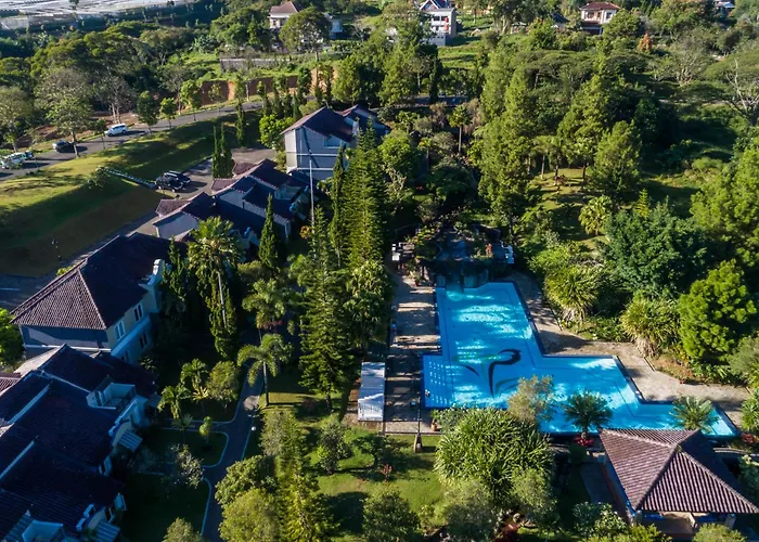 Pesona Alam &SpaHotel di Puncak